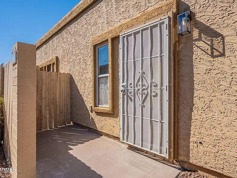 1331 E Pierson St — Photo 5