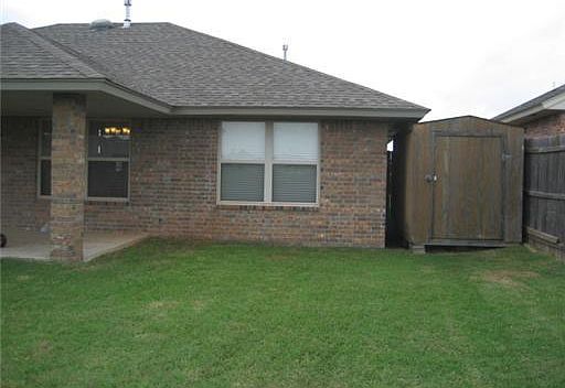 5th image of 1820 S Jordan Dr
