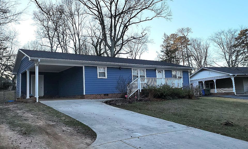 1st image of 108 Oak Park Dr