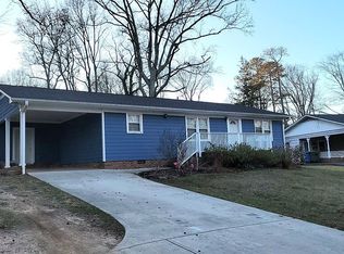 108 Oak Park Dr, Mauldin, SC 29662