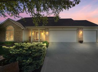 13208 Ravenswood Blvd, Fort Wayne, IN 46845