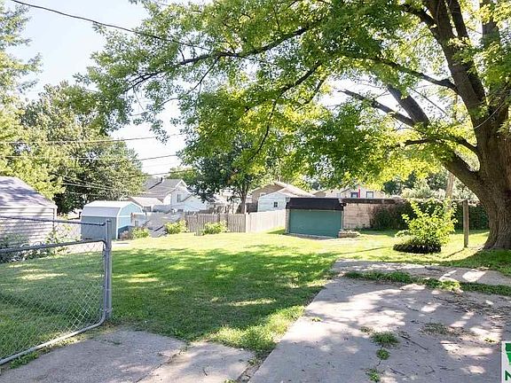 5th image of 2526 S Lakeport St