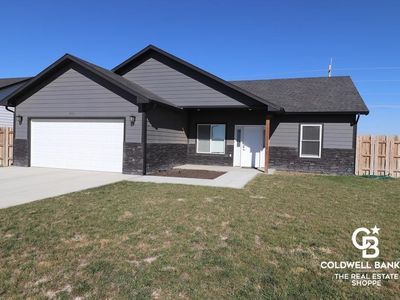4111 Hawthorne Way, Garden City, KS, 67846
