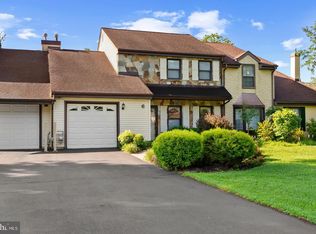 6 Whitemarsh Ct, Dover, DE 19904