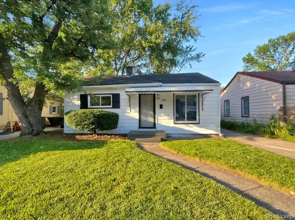 100 E Kalama Ave, Madison Heights, MI 48071