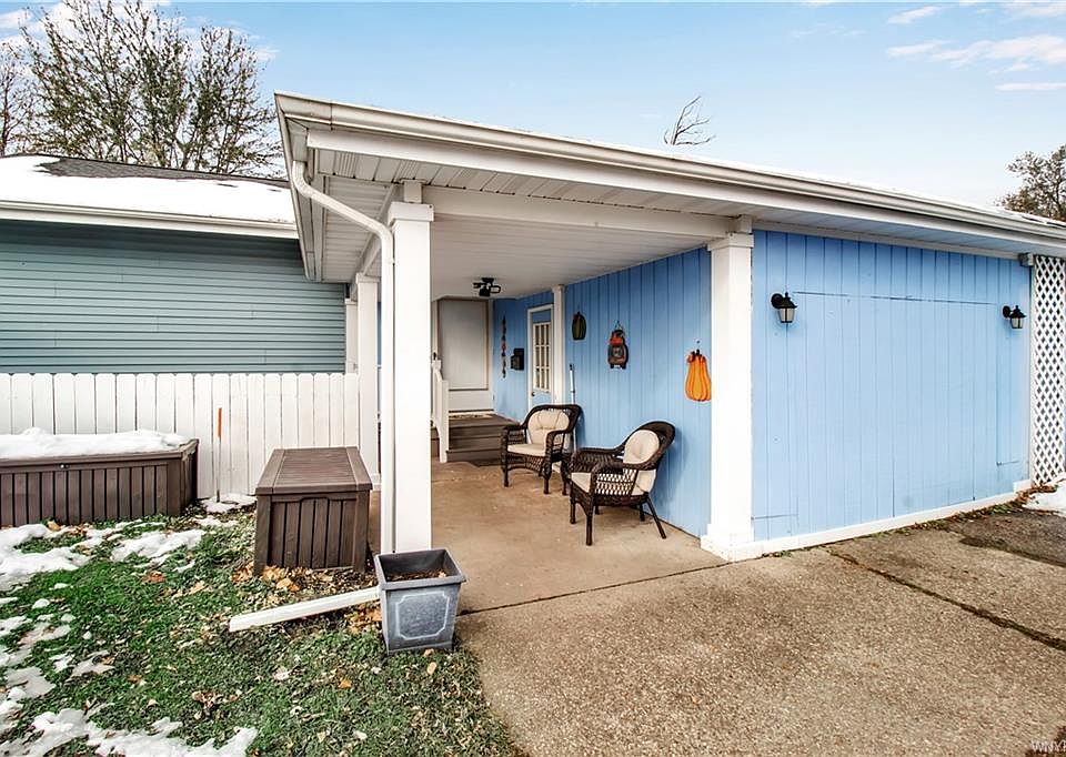 1st image of 14 Bonita Dr