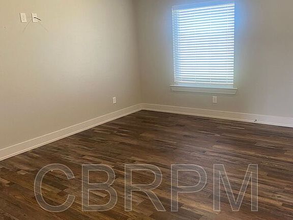 3rd image of 1609 Avenue L #A