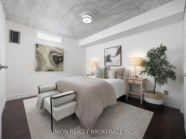 60 Homewood Ave #208 — Photo 16
