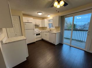 Newly Renovated 2 bed, 1 bath Apartment - Rent Special!, Bellingham, WA 98229
