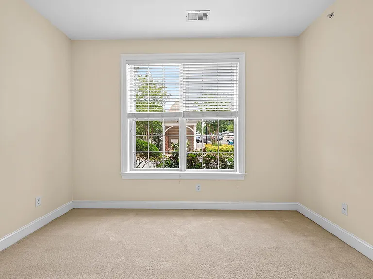 949 Glenwood Station Ln #101 — Photo 10