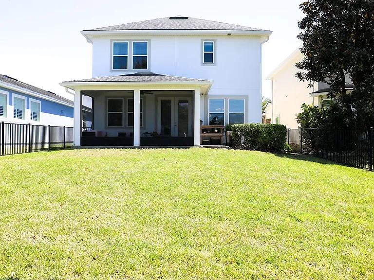 454 Howland Dr — Photo 40