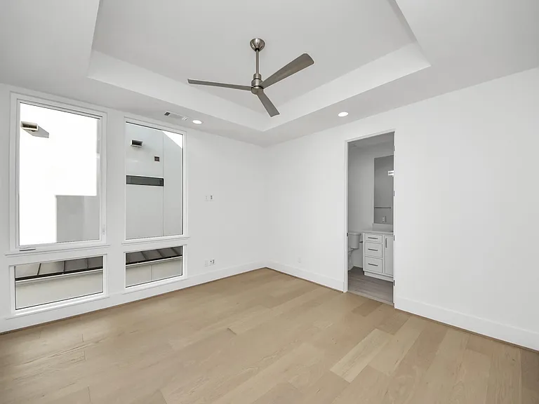 2232 Swift Blvd — Photo 28