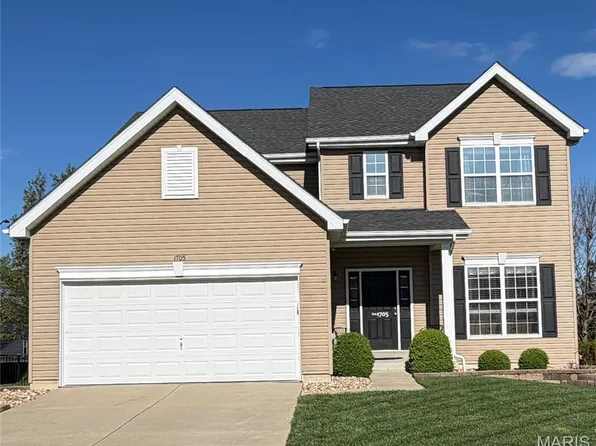 1705 Misty Manor Ct, Saint Peters, MO 63376