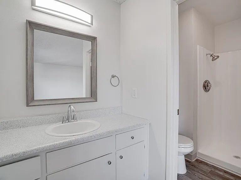 Oak Valley Apartments — Photo 56