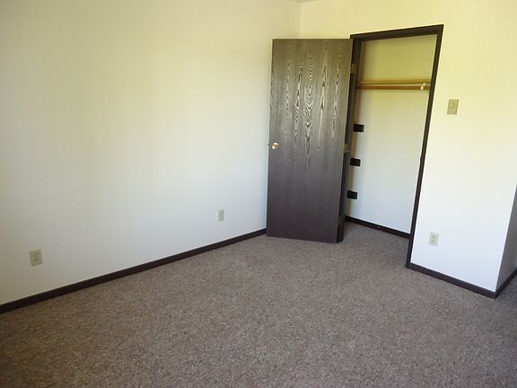 2nd image of 2421 4th Ave N APT 11