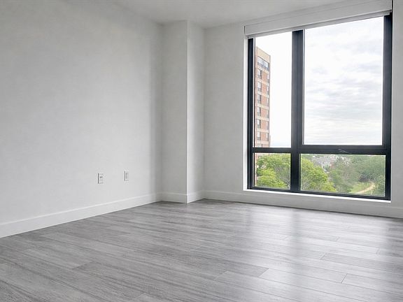 5th image of 80 Fenwood Rd #706