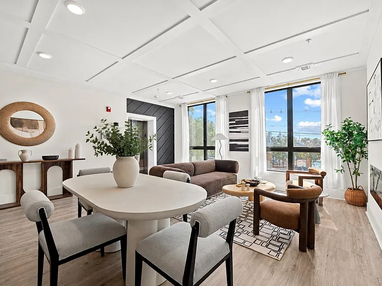 905 Palisade Ave #1 — Photo 1