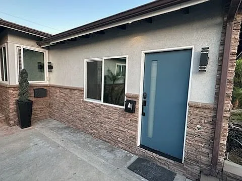 1 bed, 1.0 bath, $2,000 — Photo 2