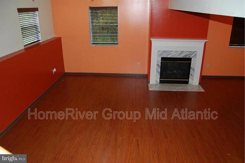 2nd image of 1425 Harvey Ave