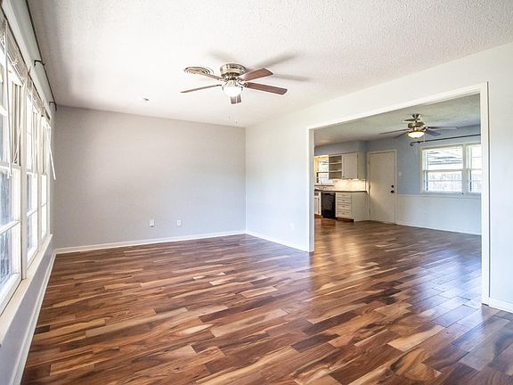 4th image of 4434 28th St