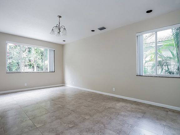 4th image of 5333 Flamingo Pl