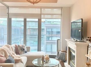 70 Distillery Ln #411, Toronto, ON M5A 0E3