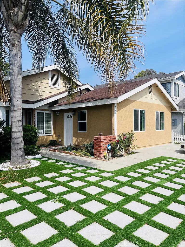 1 bed, 347 sqft, $1,950 — Photo 1