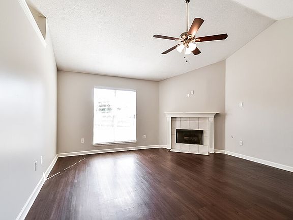 3rd image of 7858 Mary Payton Dr