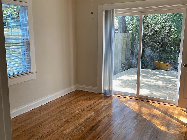 14 Mohawk St — Photo 16