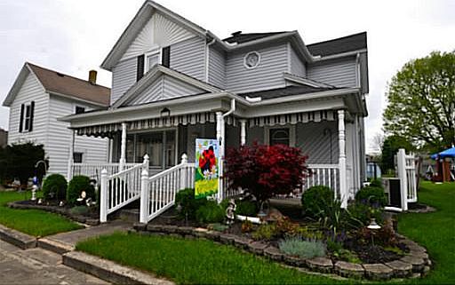 1st image of 16 Vine St
