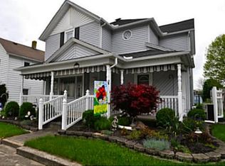 16 Vine St, Ludlow Falls, OH 45339