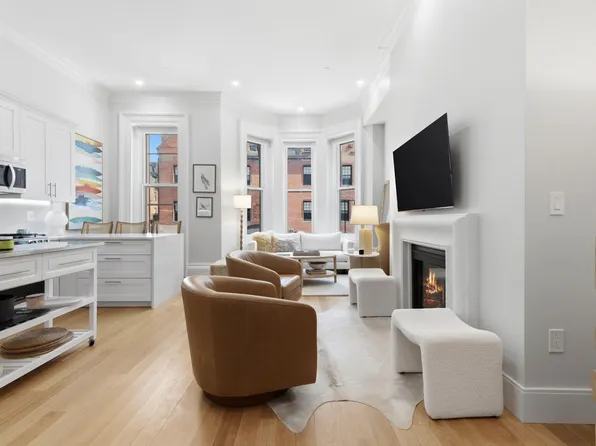 232 Clarendon St, Boston, MA