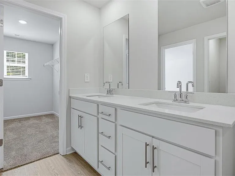 2238 Ashton Dr — Photo 14