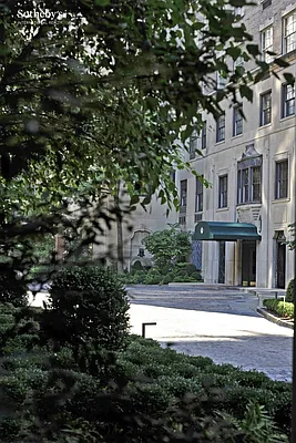 Sold by Sotheby's International Realty | media 23