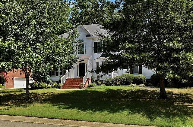 1st image of 8013 Hampton Glen Dr