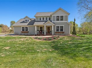 803 Prairie Meadows Dr, Hudson, WI 54016