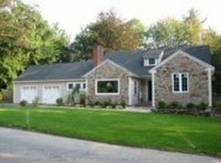 211 Salmon St, Manchester, NH 03104
