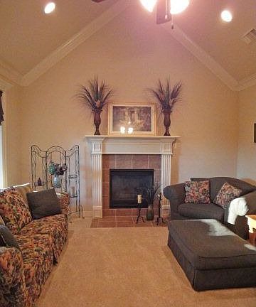 5th image of 609 Heritage Oaks Dr