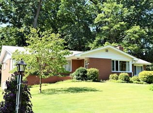 313 Woodcroft Rd, Baden, PA 15005