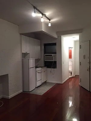 Rented by Sky Management | media 69