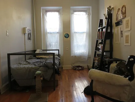 Rented by Rennit Inc. | media 4