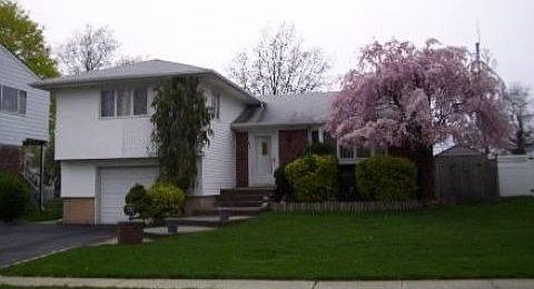 1st image of 830 Harriad Dr W