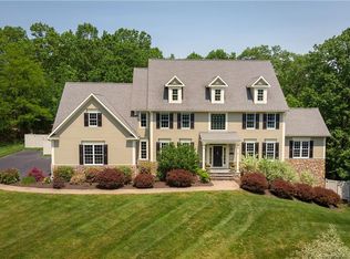 192 Kingswood Dr, Avon, CT 06001
