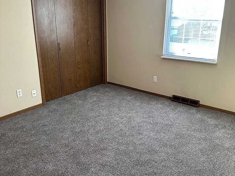 5928 N Old Orchard Dr — Photo 33