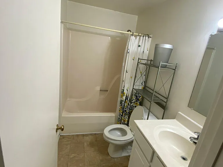 101 Lake Powell Rd #K — Photo 10