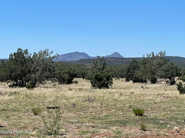 55 N Ten Tanks Rd, Ash Fork, AZ 86320