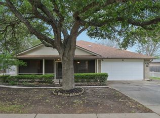 1300 Leah Ln, Round Rock, TX 78665