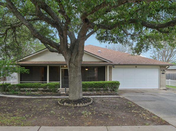 1300 Leah Ln