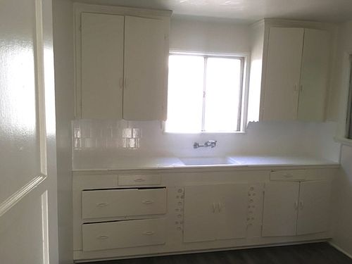 2nd image of 4212 Naomi Ave