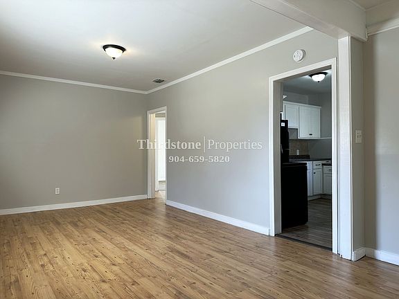 2nd image of 3329 Columbus Ave